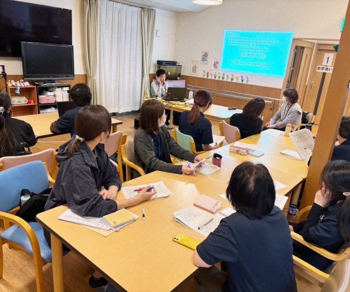 「児童虐待防止研修」を実施しました